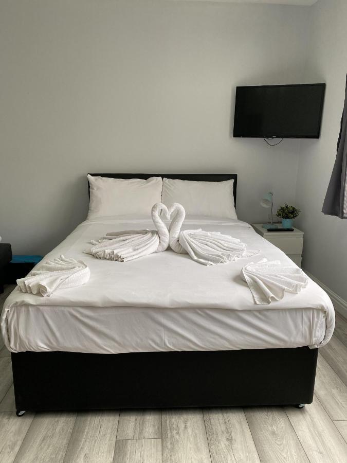 Comfortable - Cosy - Budget Studios In City Center 런던 외부 사진
