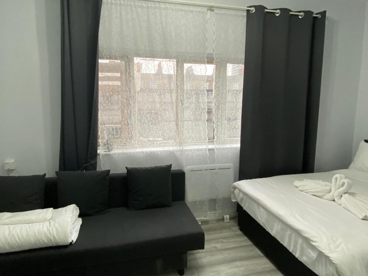 Comfortable - Cosy - Budget Studios In City Center 런던 외부 사진