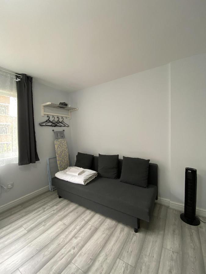 Comfortable - Cosy - Budget Studios In City Center 런던 외부 사진