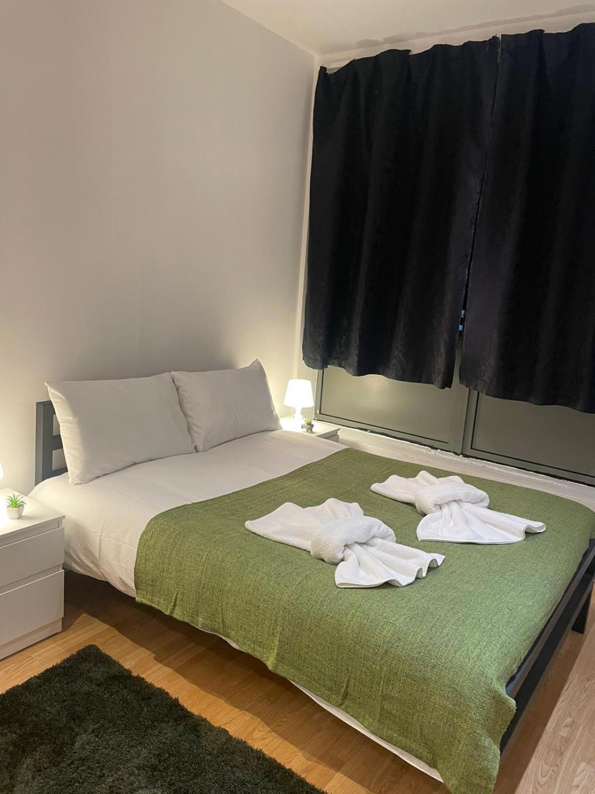 Comfortable - Cosy - Budget Studios In City Center 런던 외부 사진